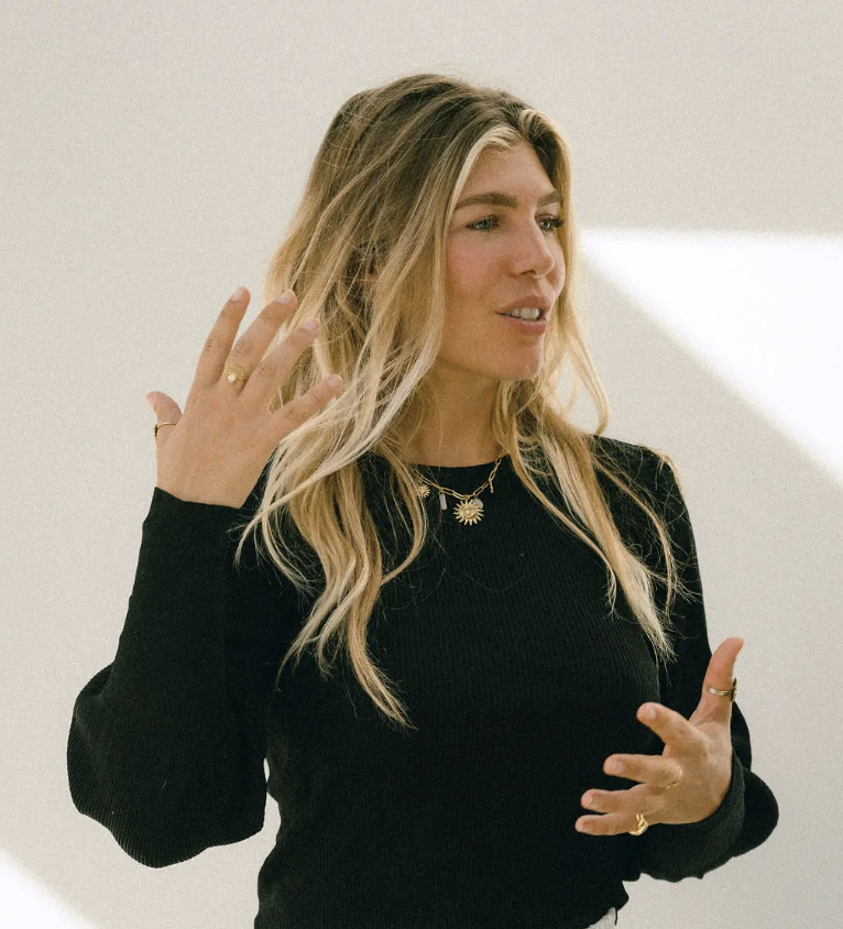 France Bruynseels coach, prof yoga et breathwork